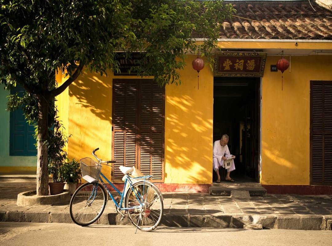 Step-by-Step: Drawing Kuromi's Iconic Head and Face